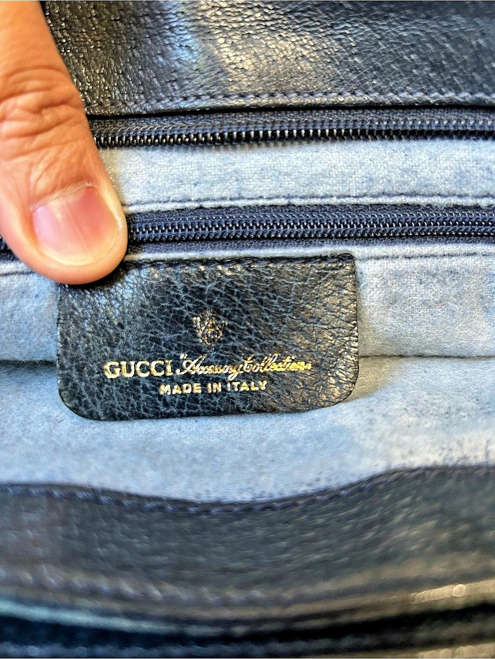 Gucci Vintage GG Supreme Navy Web Stripe Shoulder Bag Blue & White - Picture 5 of 16